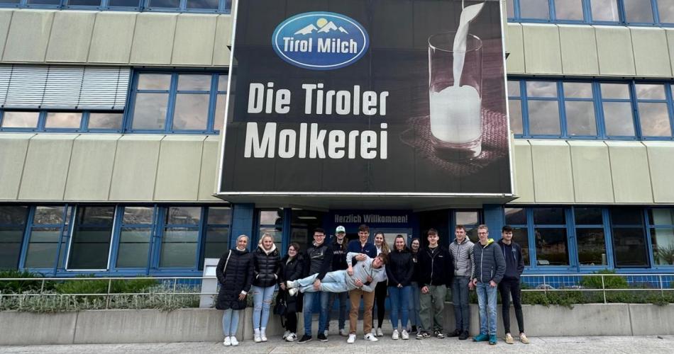 Gruppenfoto Tirol Milch