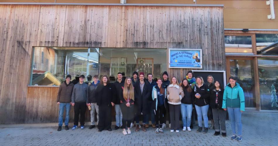 Gruppenfoto Erlebnis Sennerei Mayrhofen