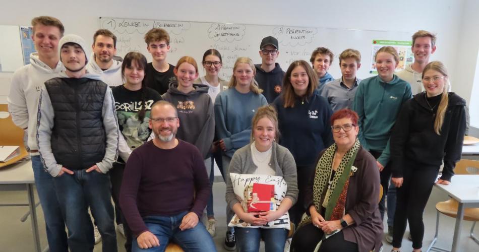Klassenfoto 2dMT mit Maria Bellinger
