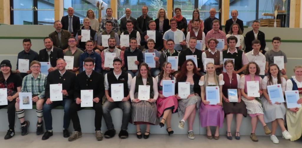 Abschlussklassen 3aMT, 3bMT_2022/23