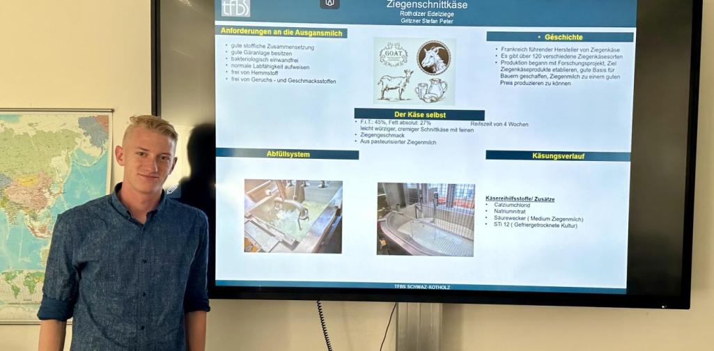 Schüler bei der Präsentation