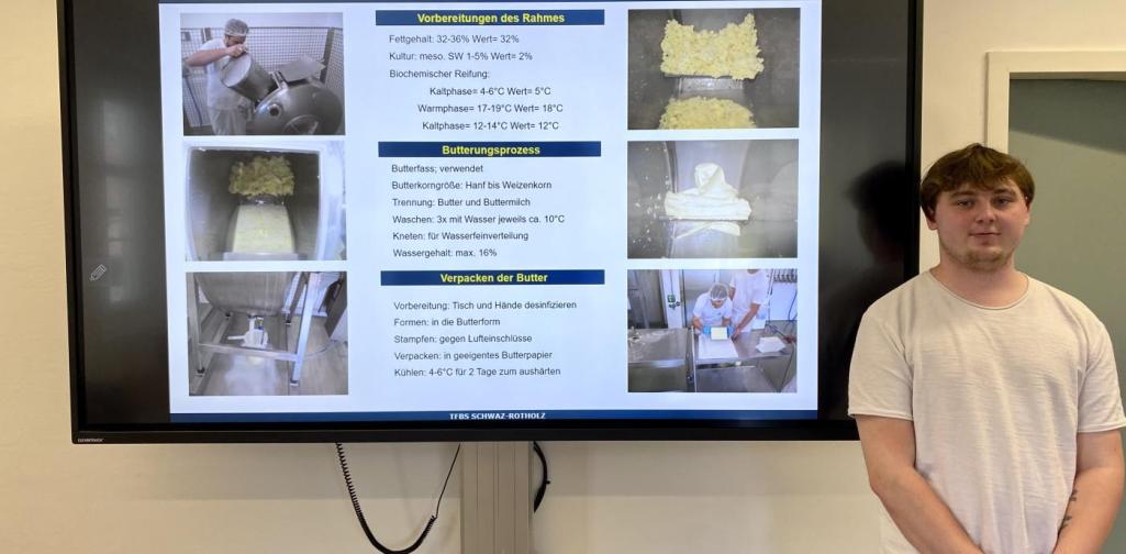 Schüler bei der Präsentation