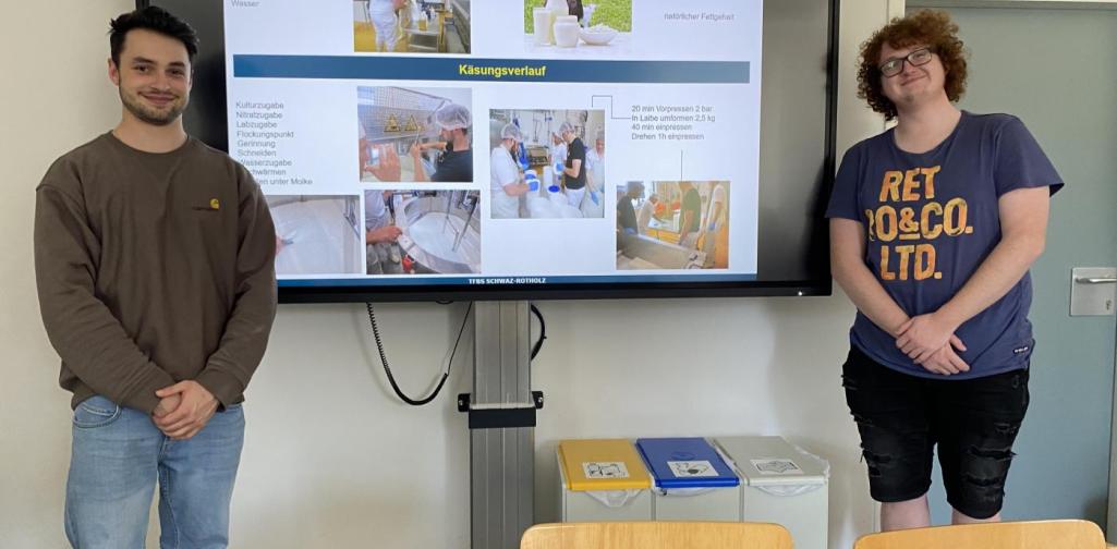 Schüler bei der Präsentation