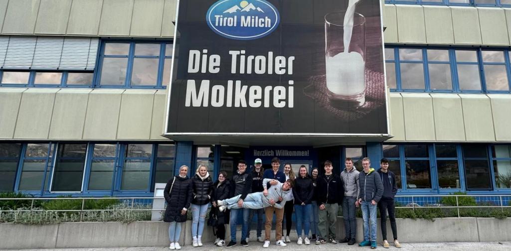 Gruppenfoto Tirol Milch