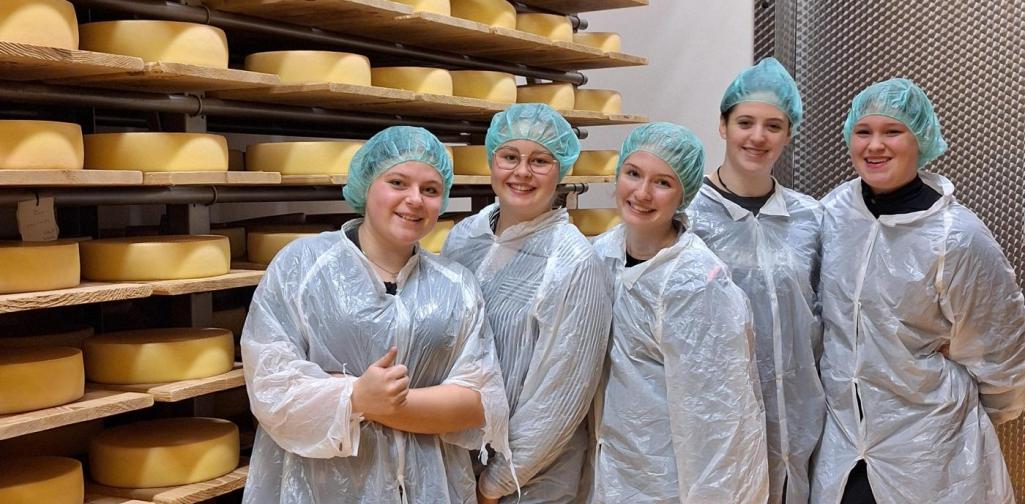 In der Produktion - Heumilchsennerei Fügen 2 In der Produktion - Heumilchsennerei Fügen 2